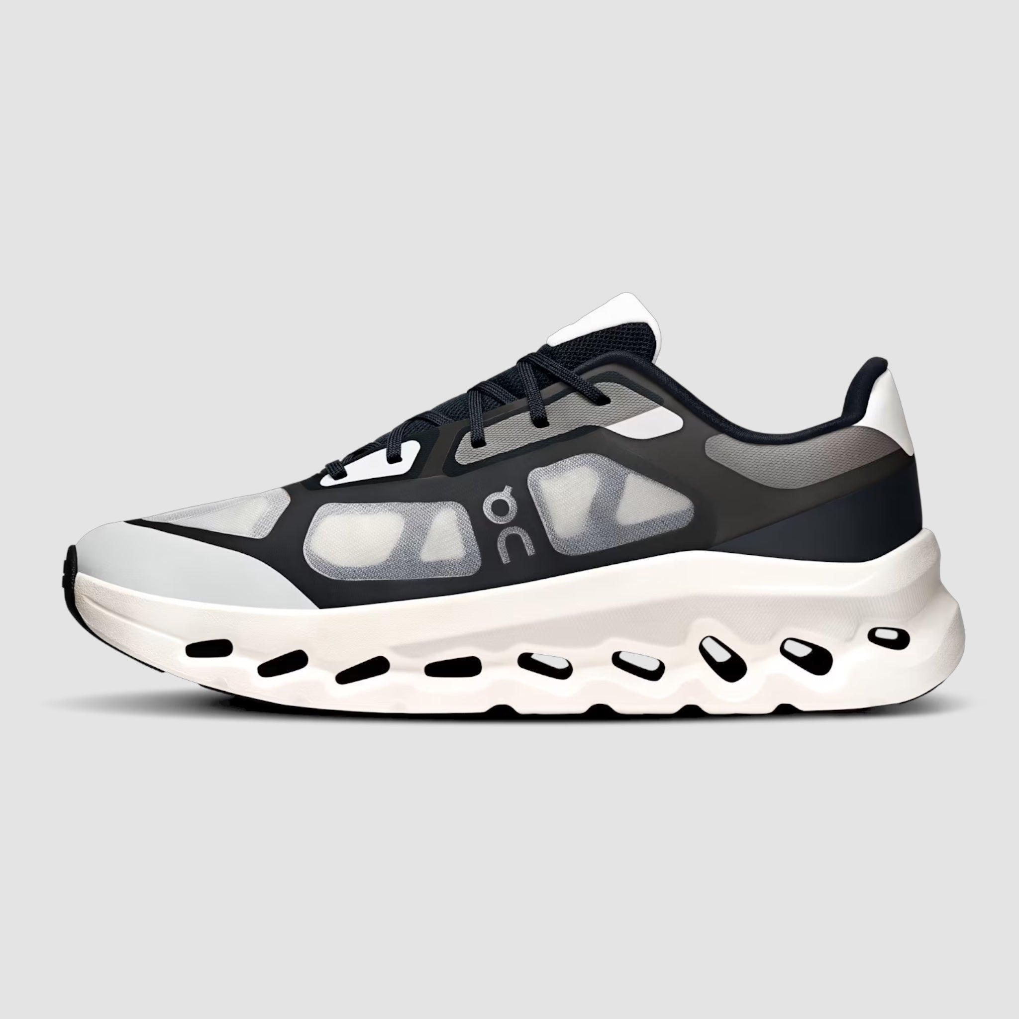 Cloudtilt Remix Black | Ivory