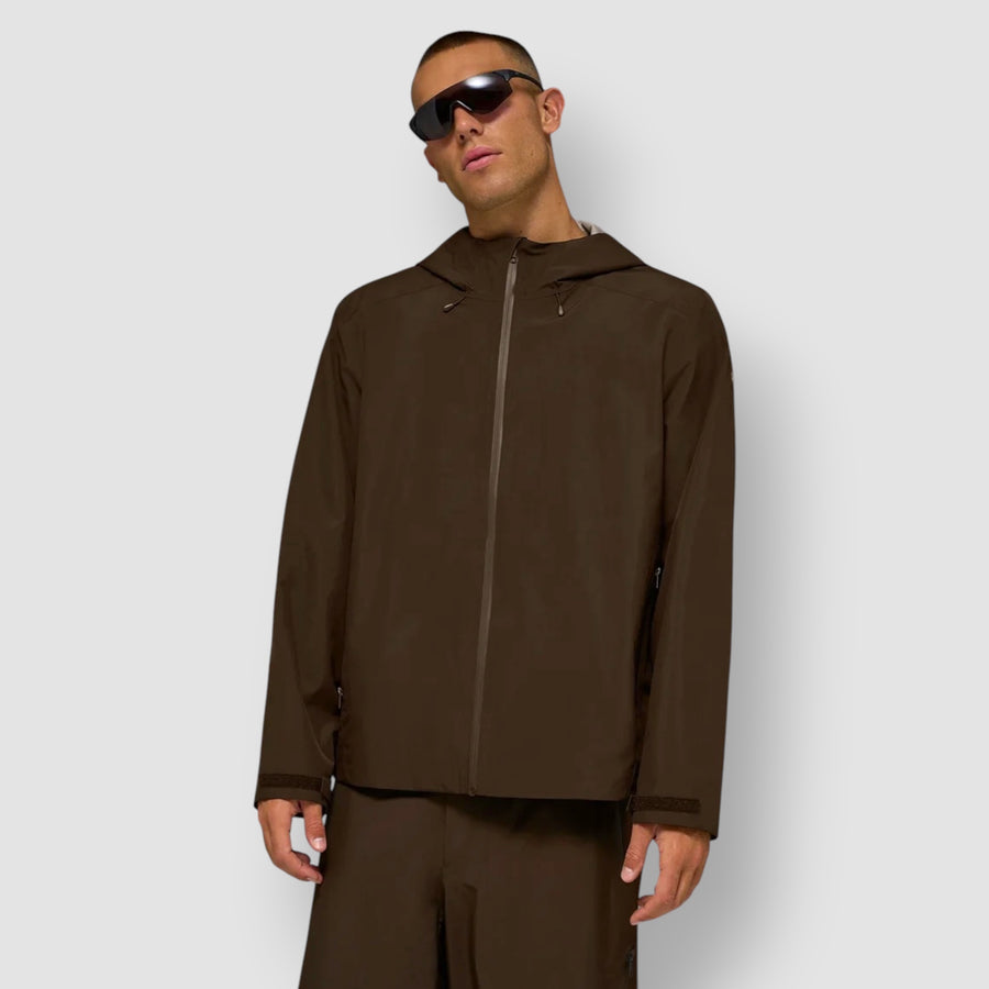 Ensemble Alo | Brown