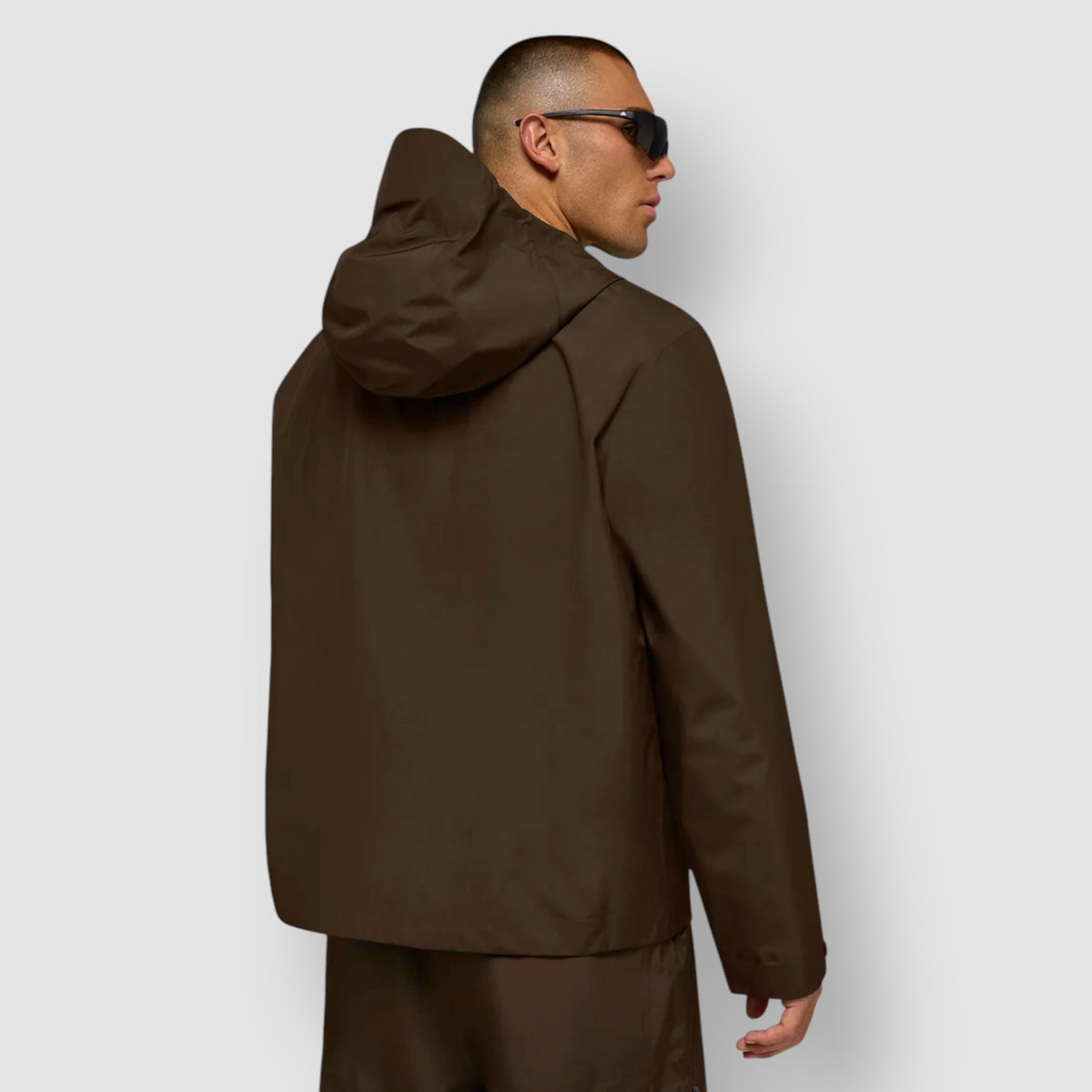 Ensemble Alo | Brown