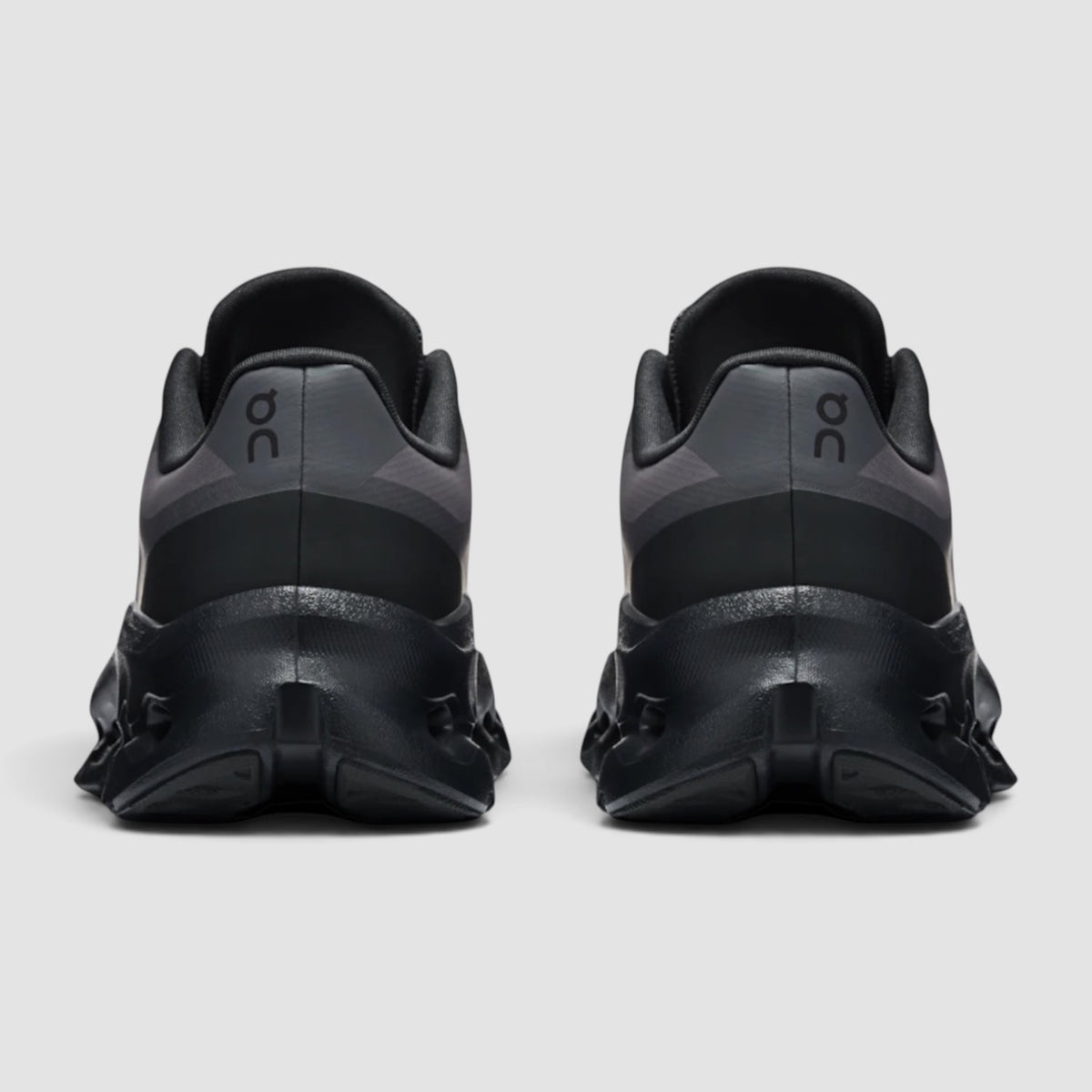 Cloudtilt Remix Black | Black